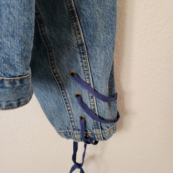 A LOVE A Oversized Cropped Jean Jacket - Picture 8 of 9